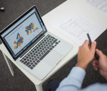GINOP Plusz 3.2.1 munkahelyi képzés 2026: kompetenciafejlesztés támogatás
