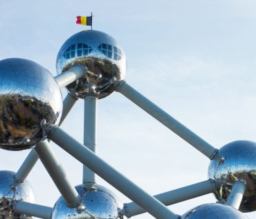 Horizon Europe Cluster 4 Digital 2026: AI + kibervédelem KKV-knak