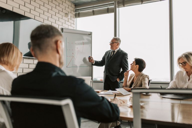 Pályázati statisztikák 2026 H1: régiós rangsor és szektorok